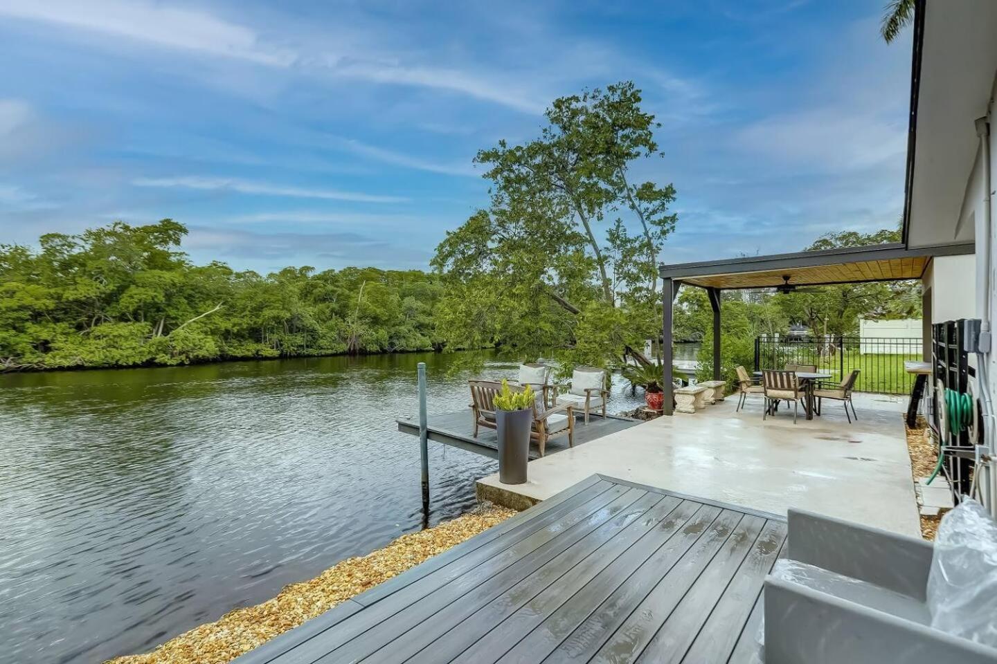 Апартаменты Waterfront Deck Pool Kayak Форт-Лодердейл Экстерьер фото